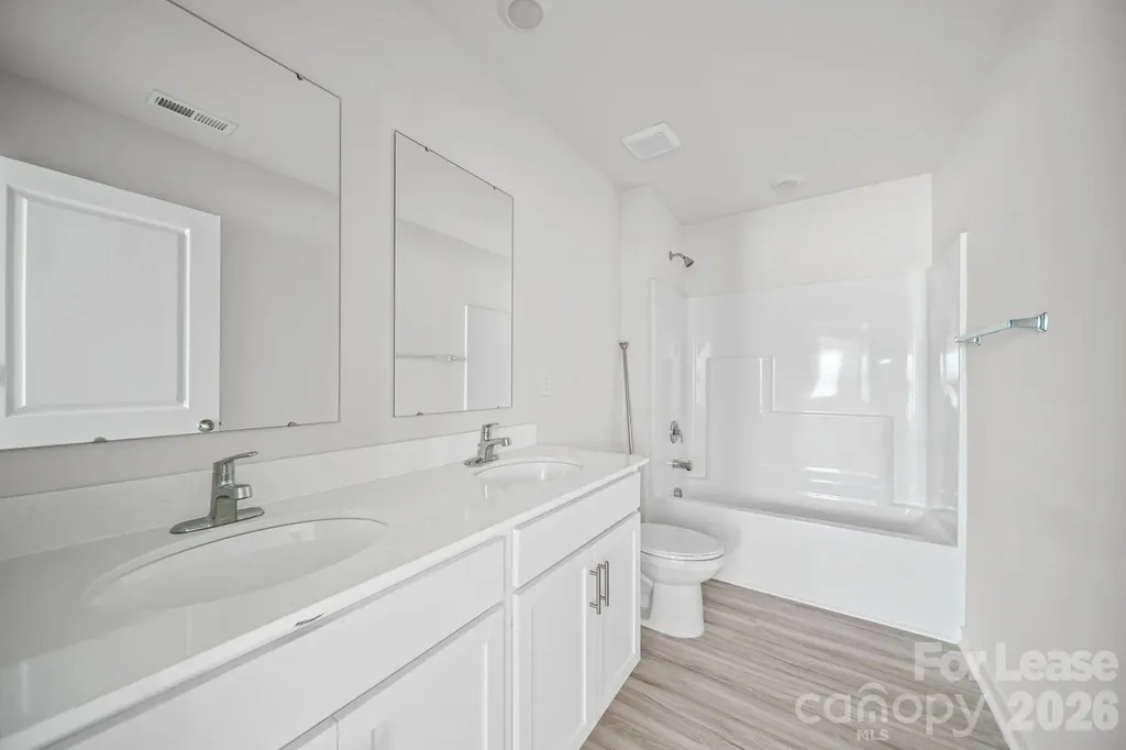 10105 Dancing Crane Way Charlotte NC 28215