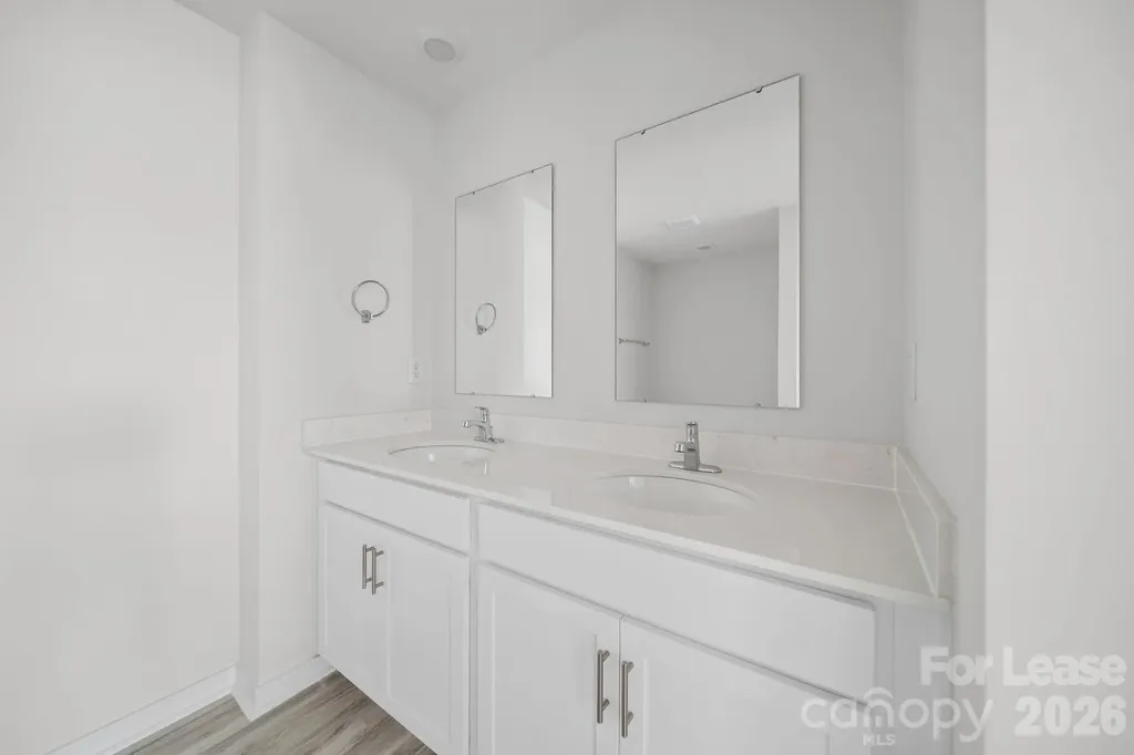 10105 Dancing Crane Way Charlotte NC 28215