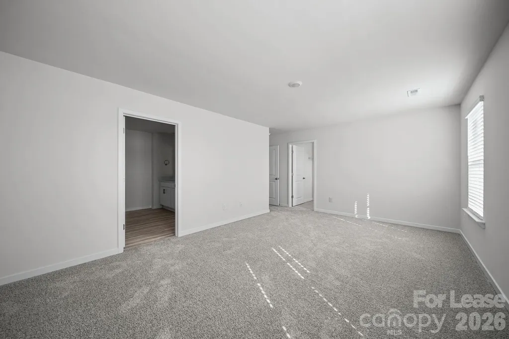 10105 Dancing Crane Way Charlotte NC 28215