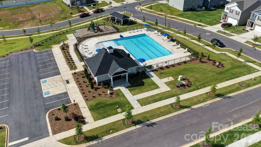 10105 Dancing Crane Way Charlotte NC 28215