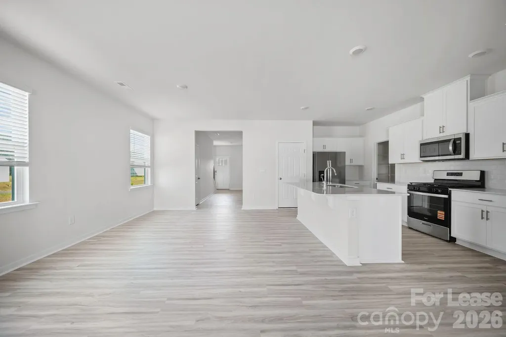 10105 Dancing Crane Way Charlotte NC 28215