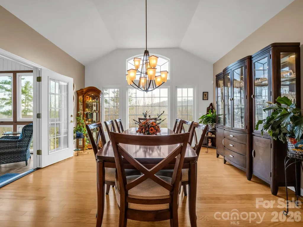 29 Spring Heights Court Hendersonville NC 28791