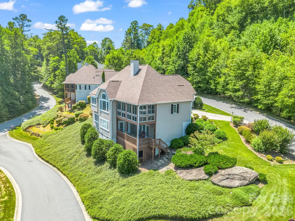 29 Spring Heights Court Hendersonville NC 28791