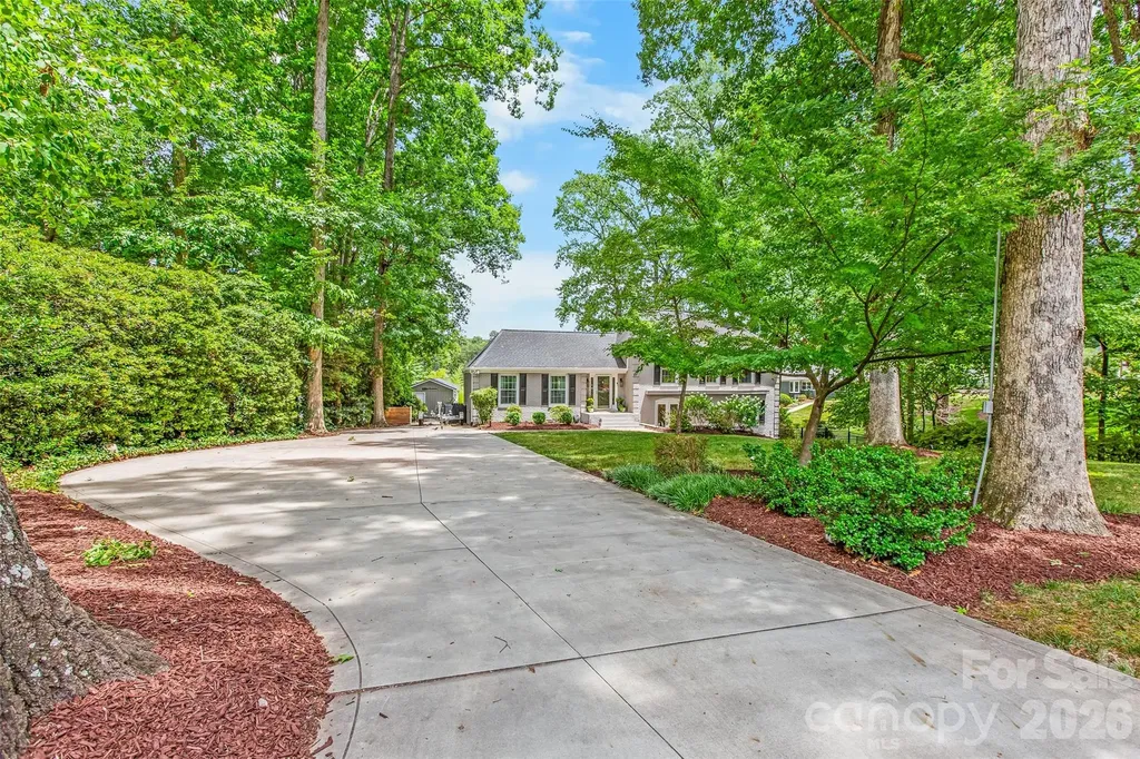 175 Woodstream Circle Mooresville NC 28117