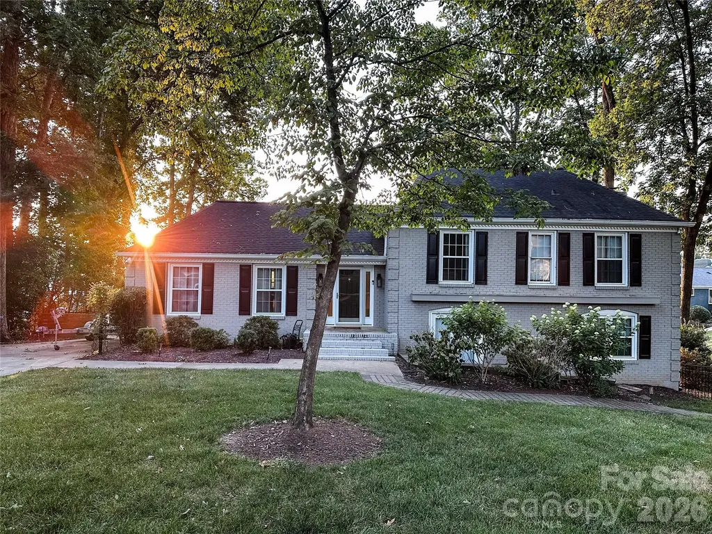 175 Woodstream Circle Mooresville NC 28117