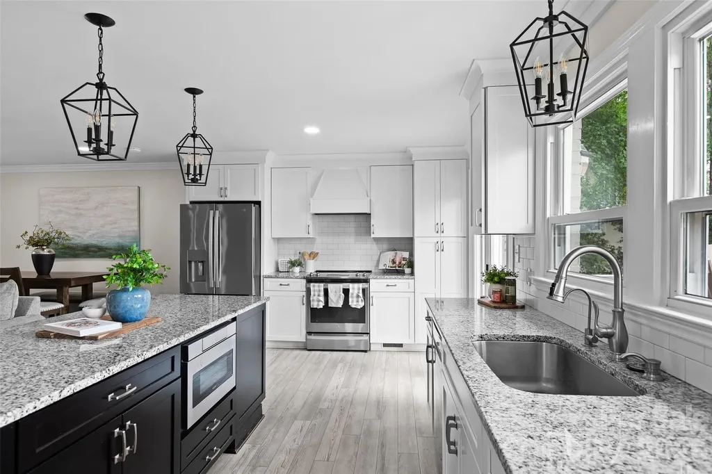 175 Woodstream Circle Mooresville NC 28117