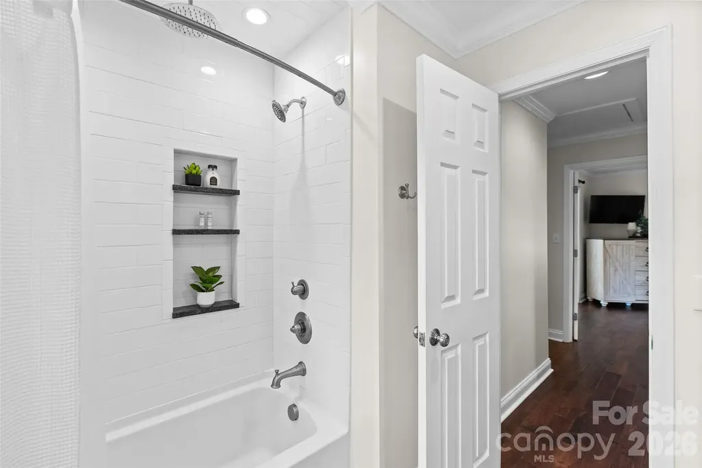 175 Woodstream Circle Mooresville NC 28117
