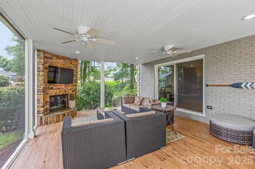175 Woodstream Circle Mooresville NC 28117