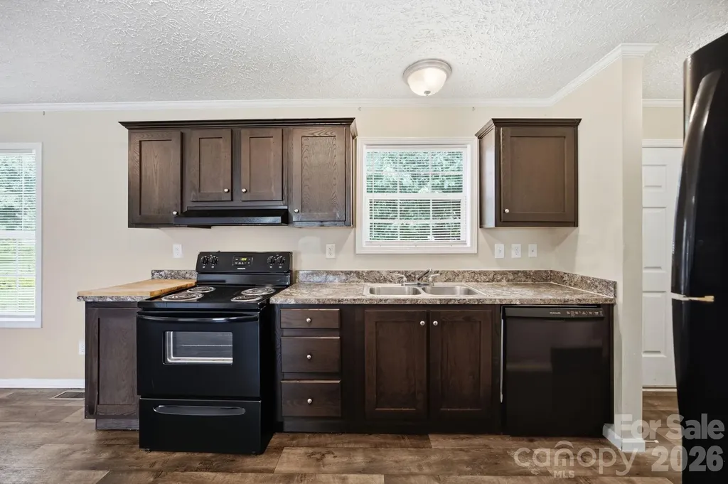 988 Mount Ulla Highway Mooresville NC 28115