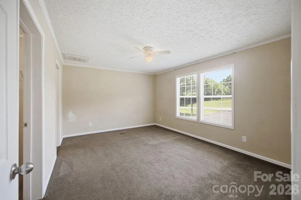 988 Mount Ulla Highway Mooresville NC 28115