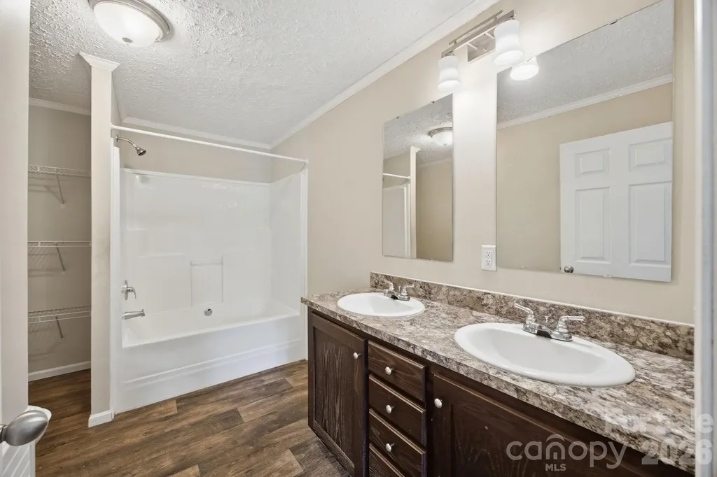 988 Mount Ulla Highway Mooresville NC 28115