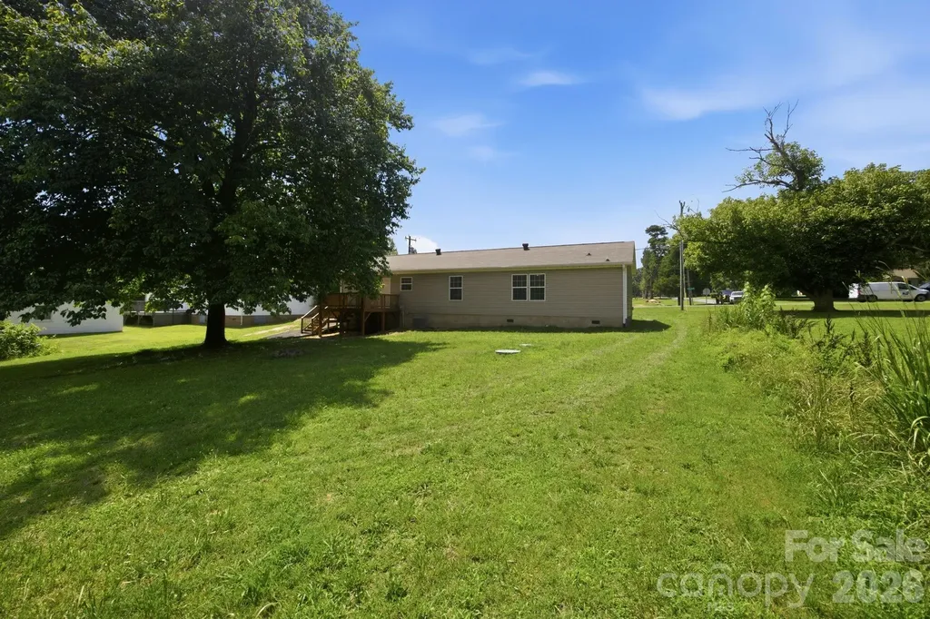 988 Mount Ulla Highway Mooresville NC 28115