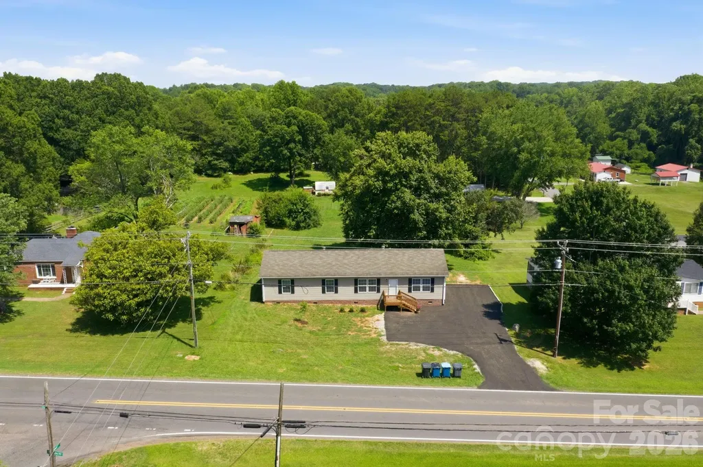 988 Mount Ulla Highway Mooresville NC 28115