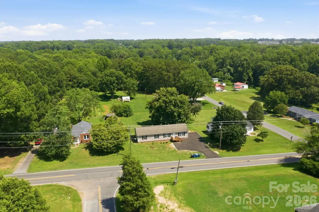 988 Mount Ulla Highway Mooresville NC 28115