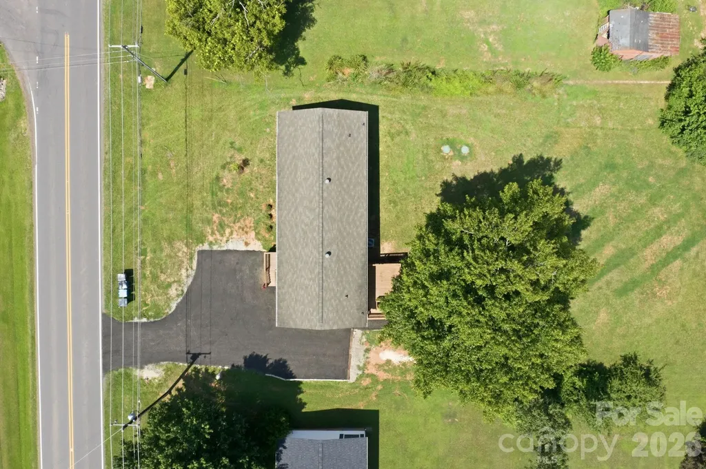 988 Mount Ulla Highway Mooresville NC 28115