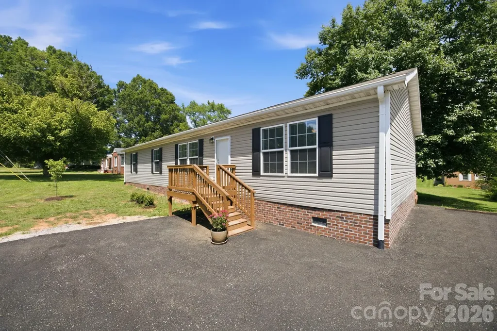 988 Mount Ulla Highway Mooresville NC 28115