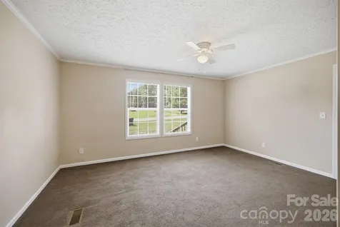 988 Mount Ulla Highway Mooresville NC 28115