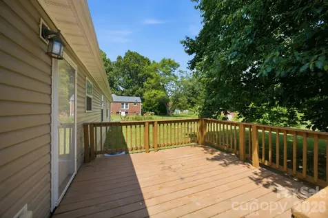 988 Mount Ulla Highway Mooresville NC 28115