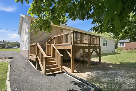 988 Mount Ulla Highway Mooresville NC 28115