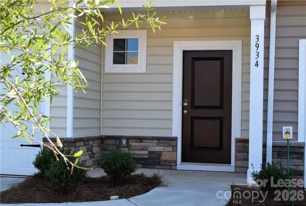 3934 Townes Boulevard Sherrills Ford NC 29682