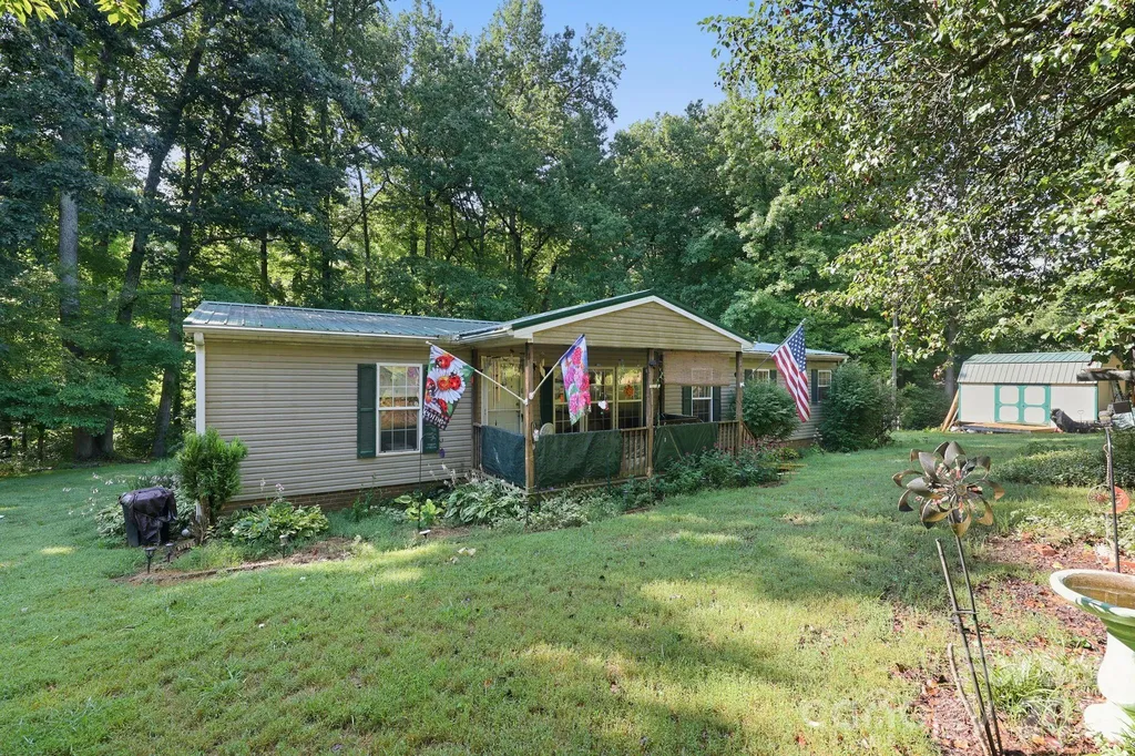112 Goneaway Lane Cleveland NC 27013