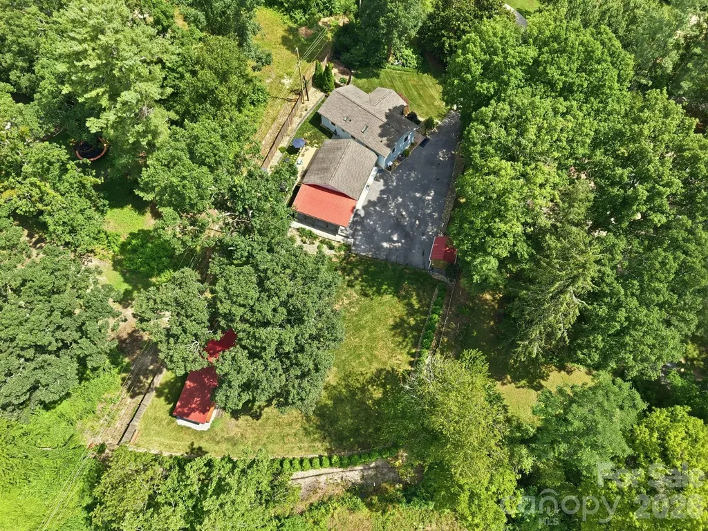 220 Bradshaw Avenue Hendersonville NC 28792