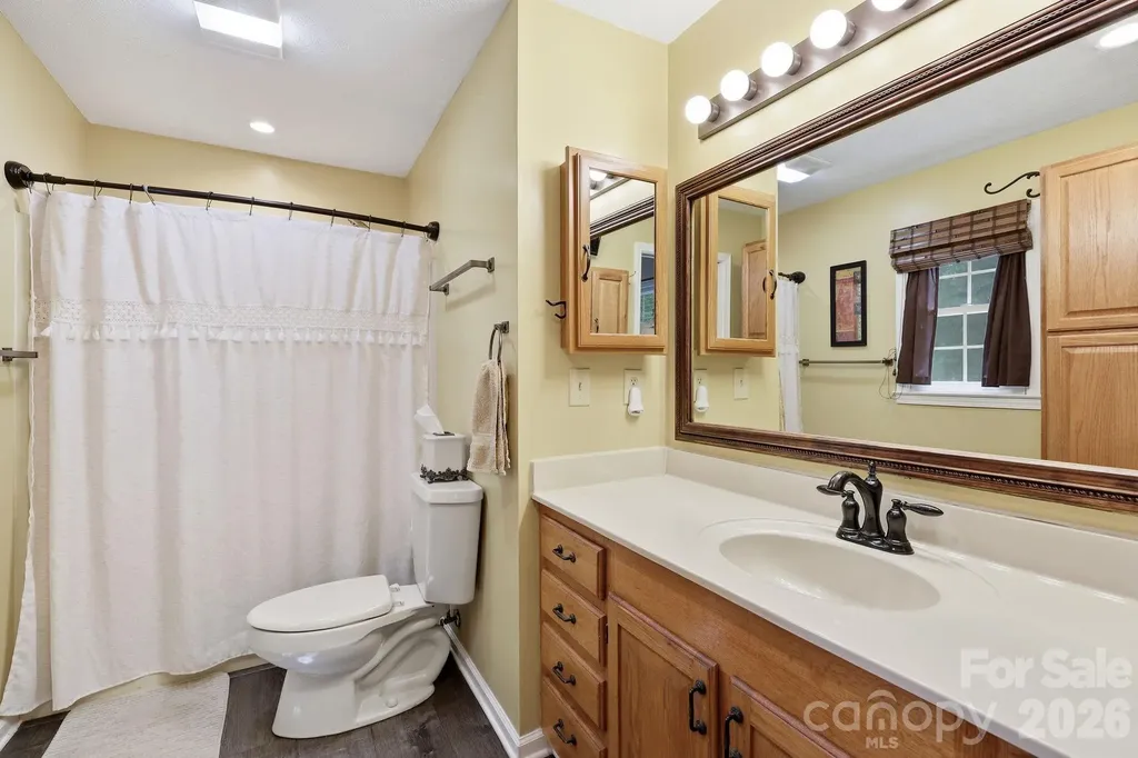 220 Bradshaw Avenue Hendersonville NC 28792