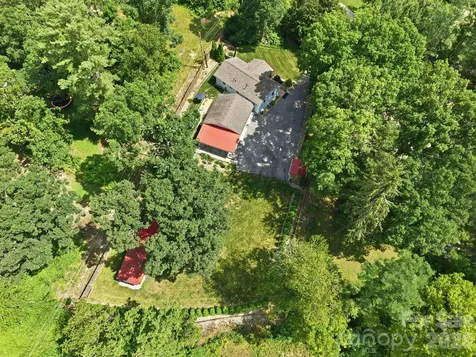 220 Bradshaw Avenue Hendersonville NC 28792