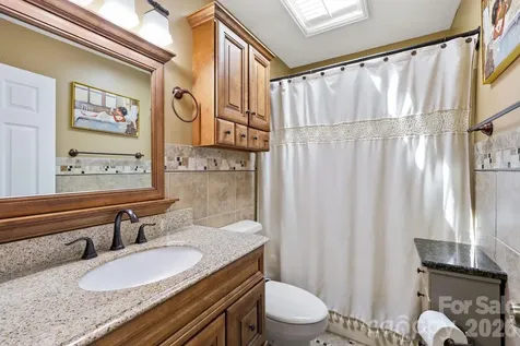 220 Bradshaw Avenue Hendersonville NC 28792
