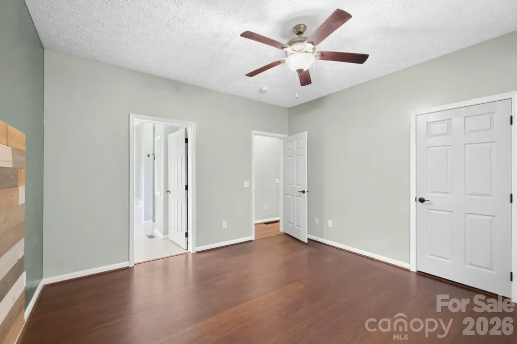 46 Michele Lane Leicester NC 28748