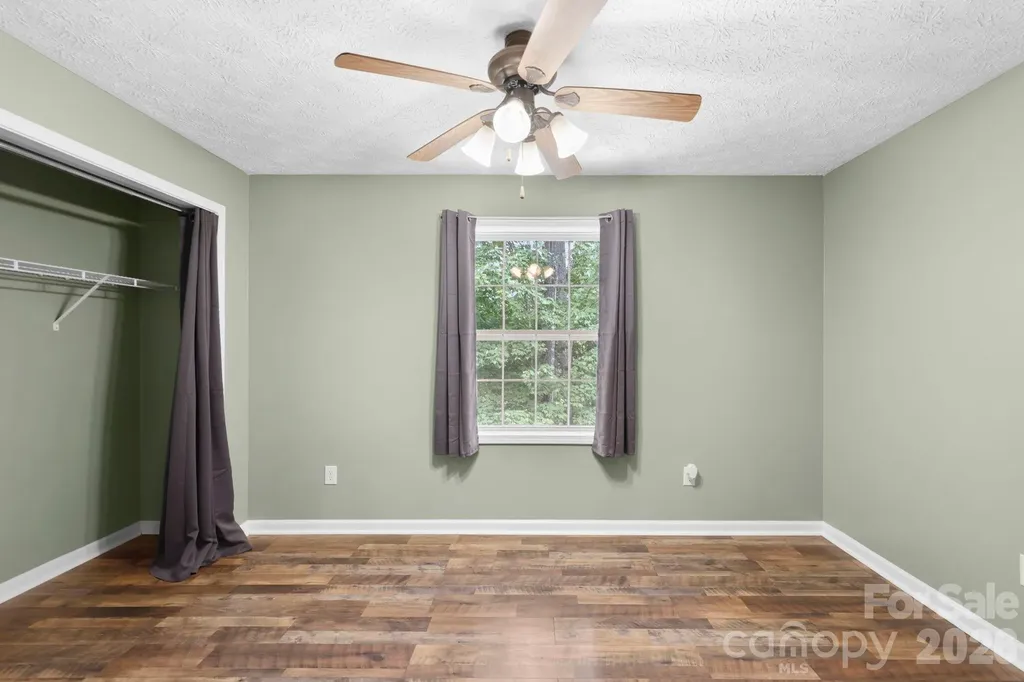 46 Michele Lane Leicester NC 28748