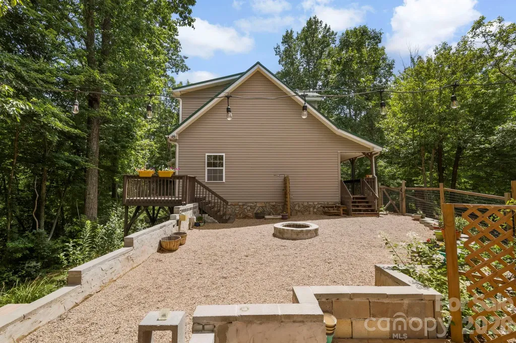 46 Michele Lane Leicester NC 28748