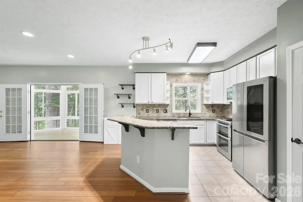 46 Michele Lane Leicester NC 28748