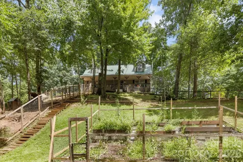 46 Michele Lane Leicester NC 28748