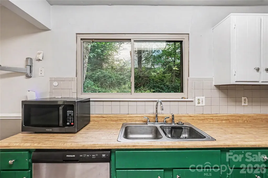 243 Vista Grande Circle Charlotte NC 28226
