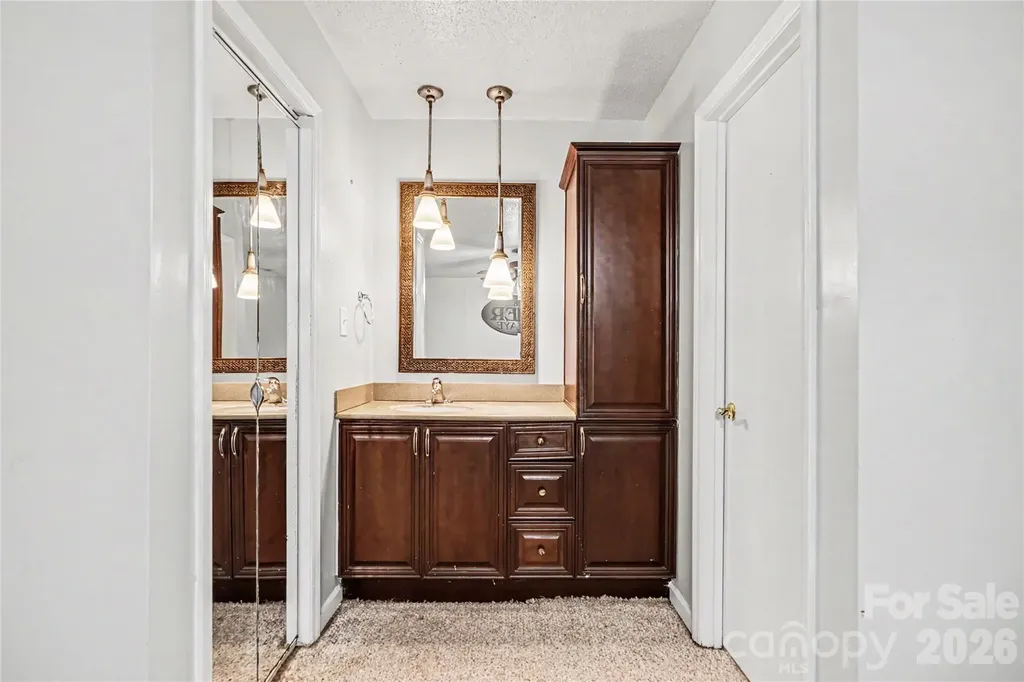 243 Vista Grande Circle Charlotte NC 28226