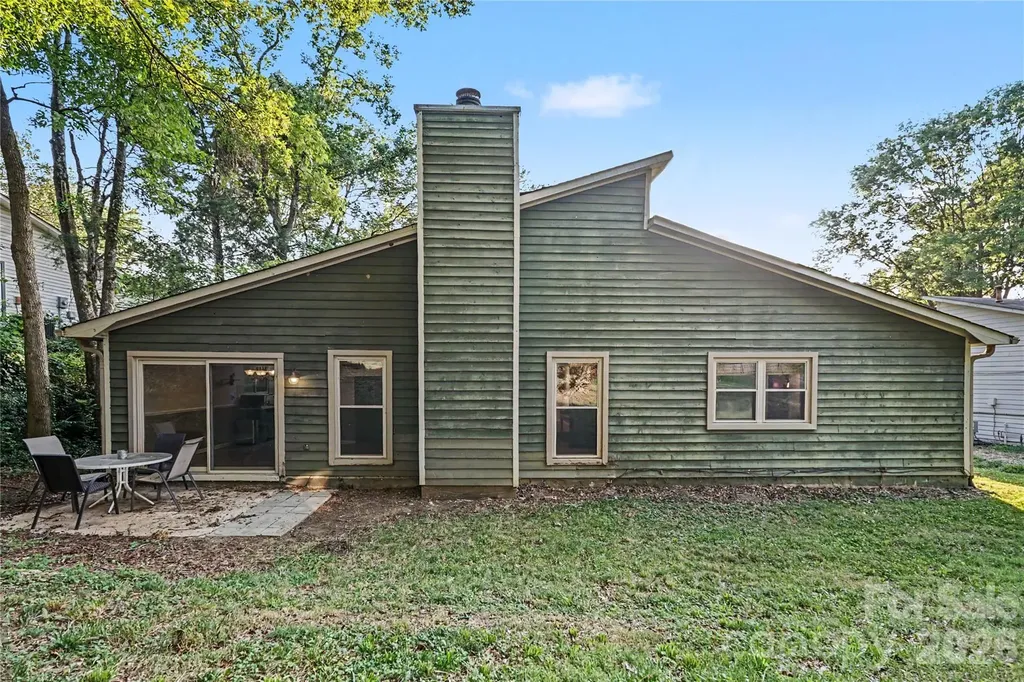 243 Vista Grande Circle Charlotte NC 28226