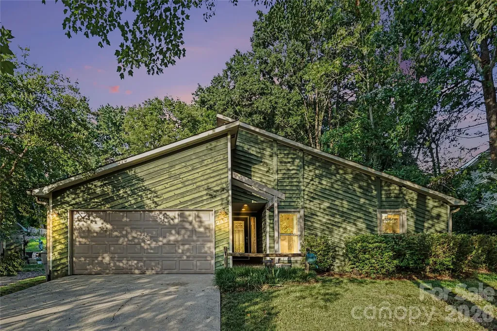 243 Vista Grande Circle Charlotte NC 28226