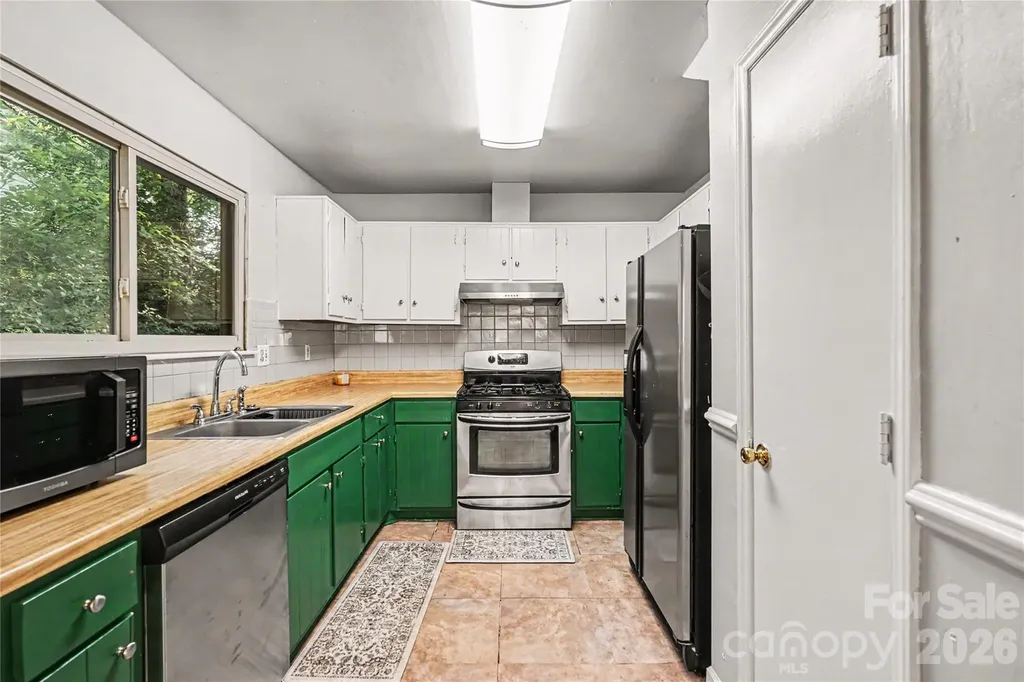 243 Vista Grande Circle Charlotte NC 28226