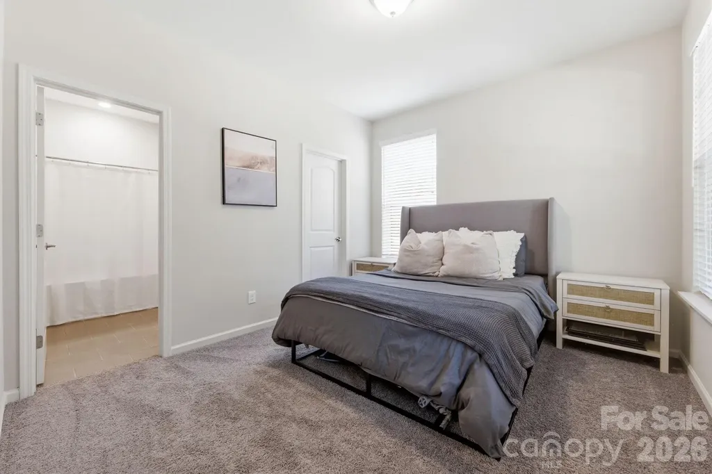 9348 Ainslie Downs Street Charlotte NC 28273
