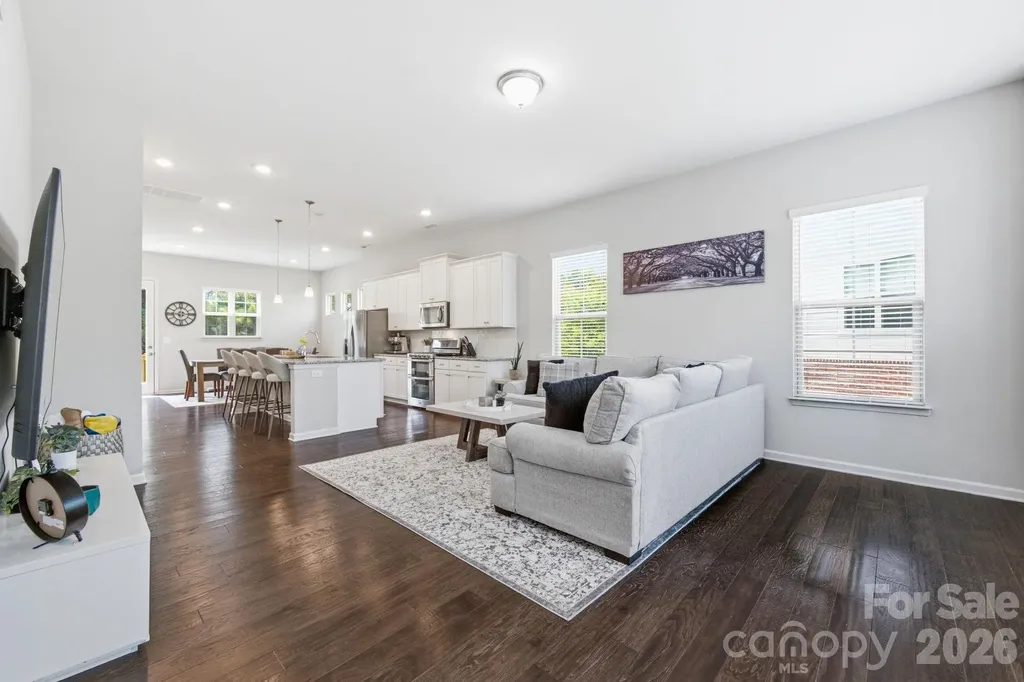 9348 Ainslie Downs Street Charlotte NC 28273