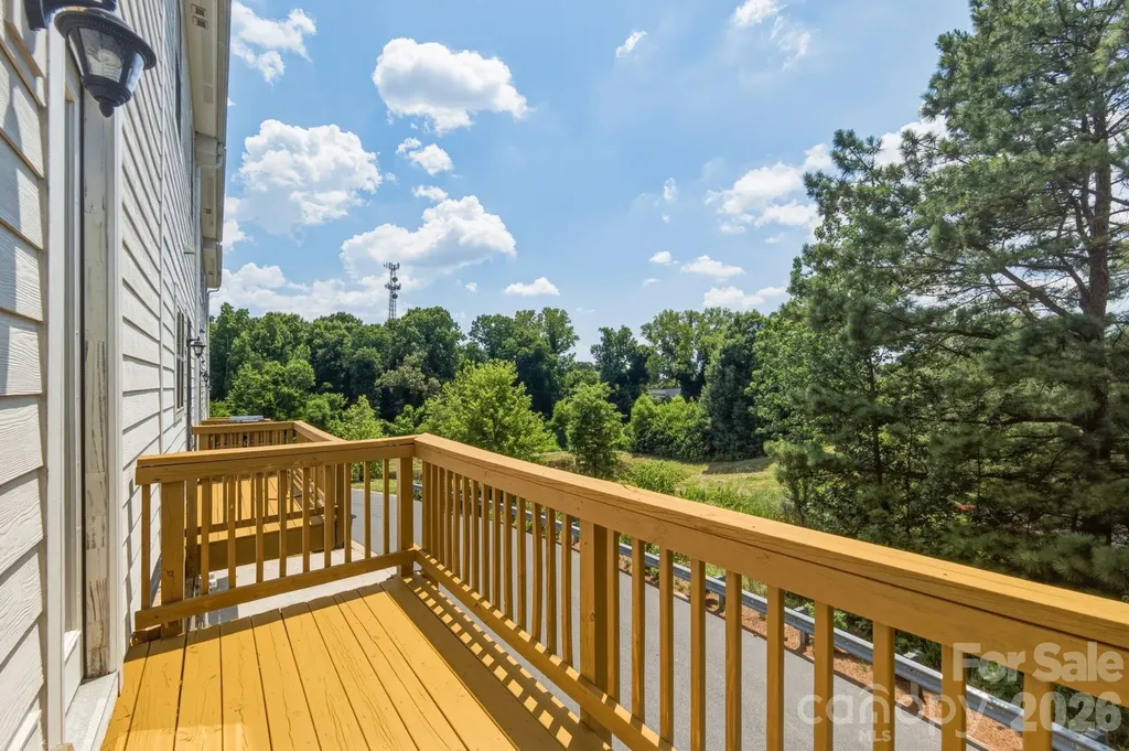 9348 Ainslie Downs Street Charlotte NC 28273