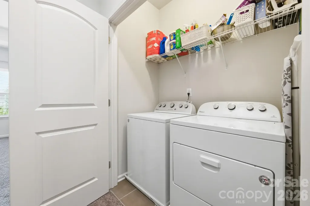9348 Ainslie Downs Street Charlotte NC 28273
