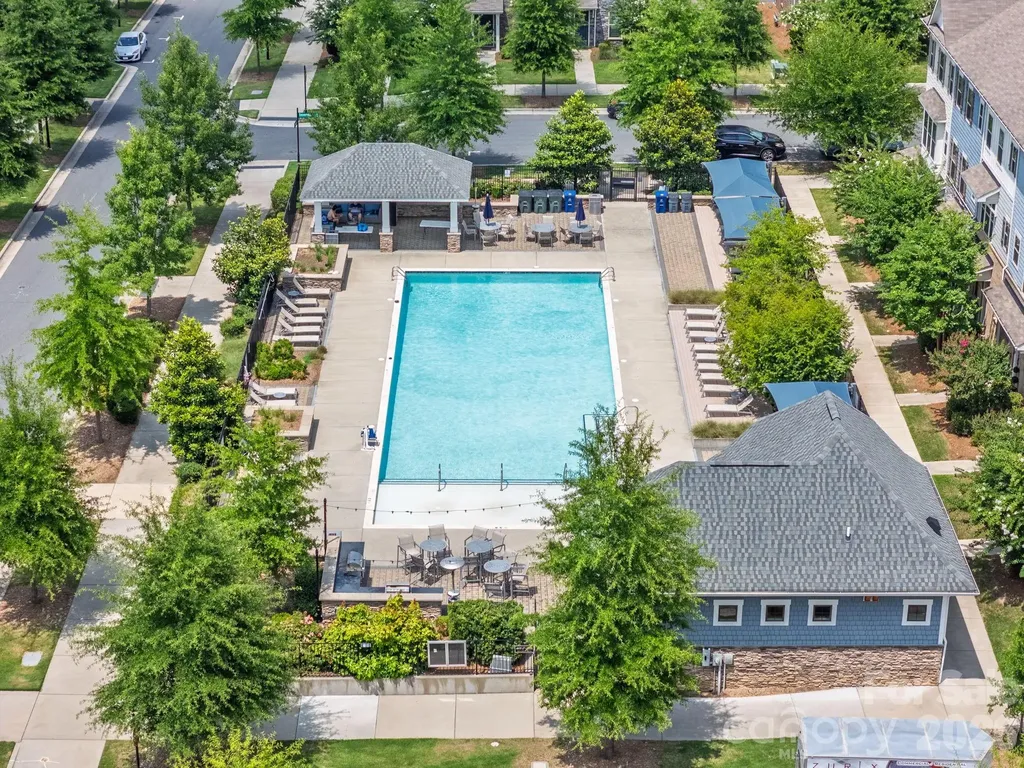 9348 Ainslie Downs Street Charlotte NC 28273