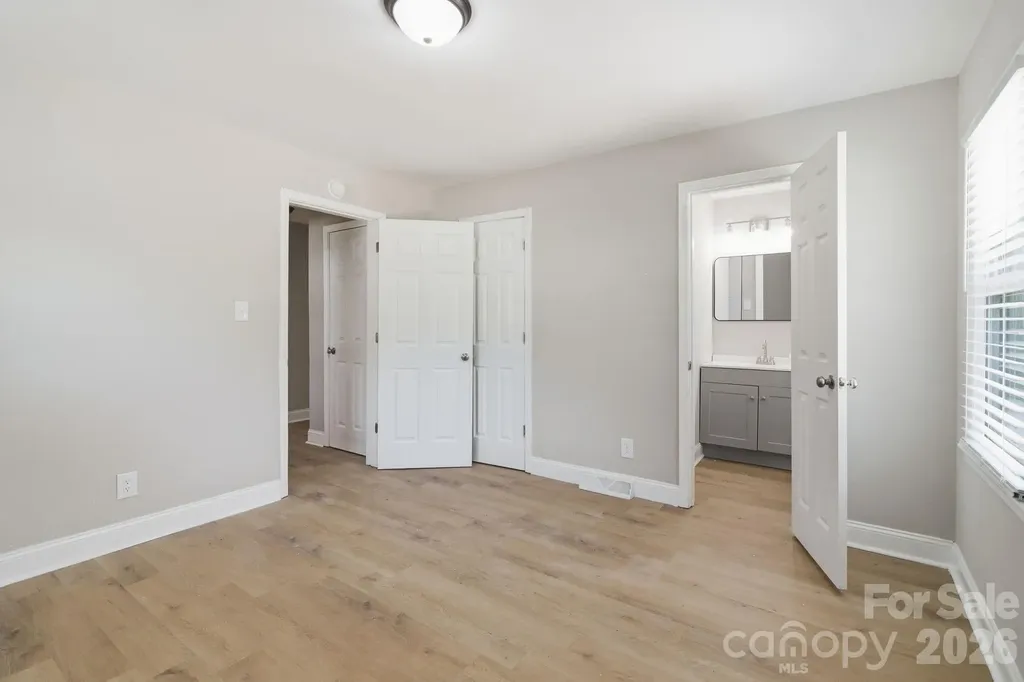4800 Westridge Drive Charlotte NC 28208