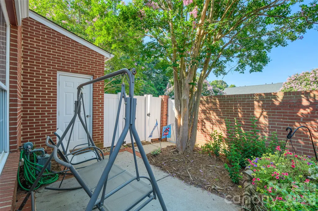 432 Park Square Place Matthews NC 28105