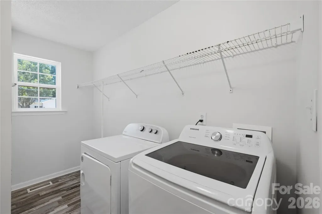147 Valley Glen Drive Troutman NC 28166