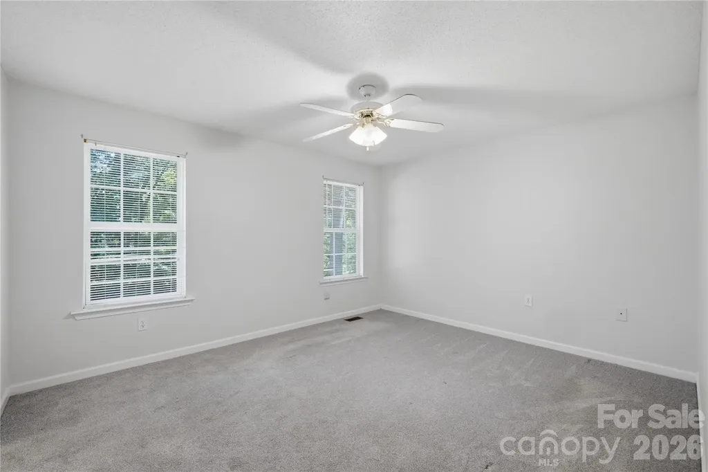 147 Valley Glen Drive Troutman NC 28166