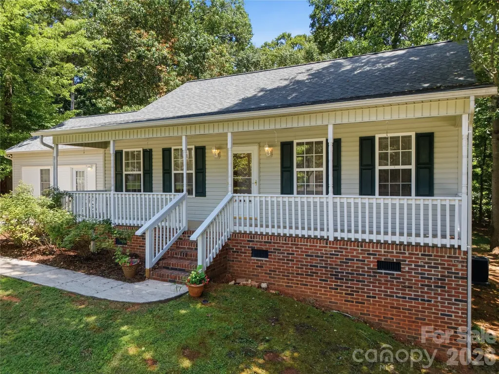 147 Valley Glen Drive Troutman NC 28166