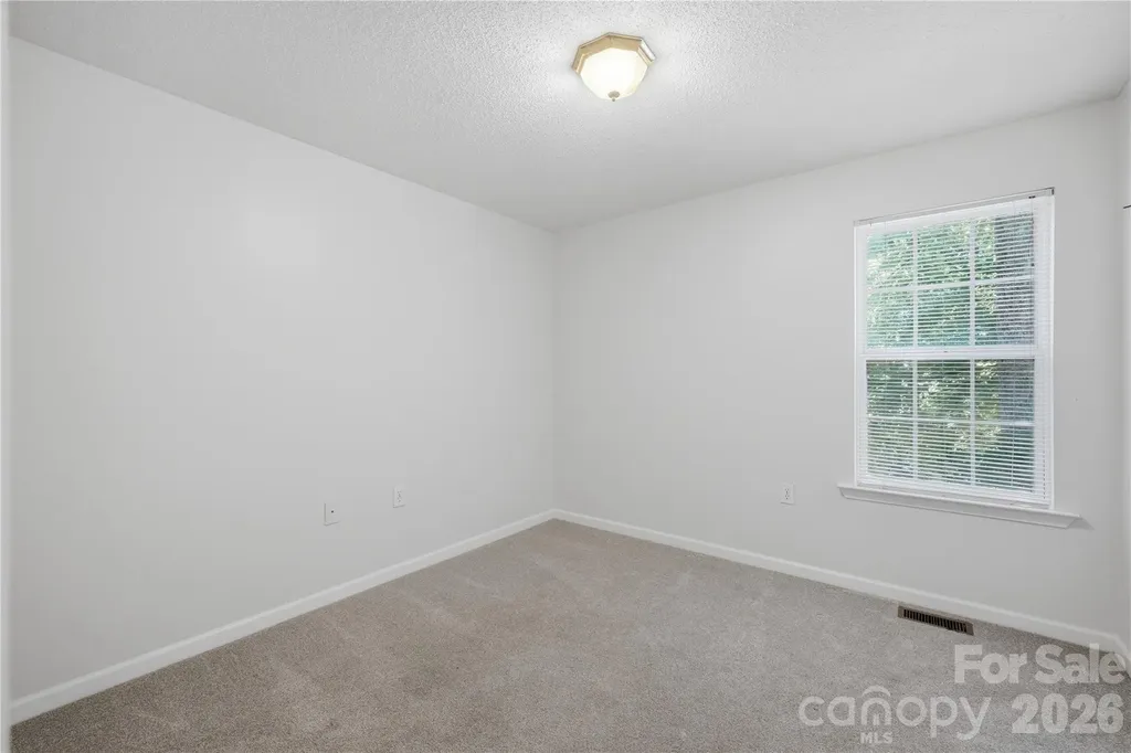 147 Valley Glen Drive Troutman NC 28166